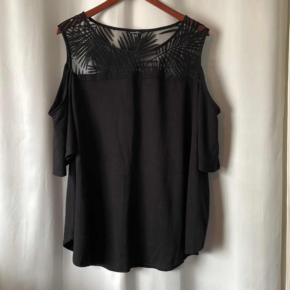 Stylish Shoulder Cutout Top